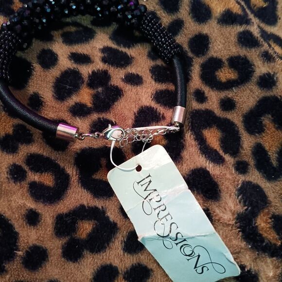 !!NWT Impressions Black Wrapped Beaded Bracelet with Satin - Picture 3 of 4